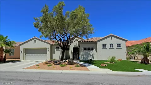 2366 Sandstone Cliffs Dr, Henderson, NV 89044