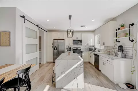 2276 Tulip Tree St, Las Vegas, NV 89135