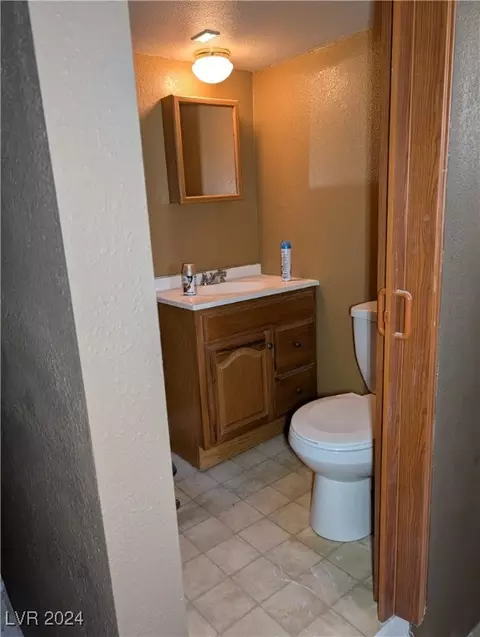 Bath - 351 Main St, Caliente, NV 89008 photo 2 of 2