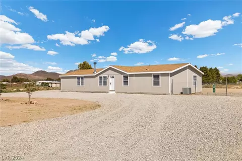 3730 W Donner St, Pahrump, NV 89048