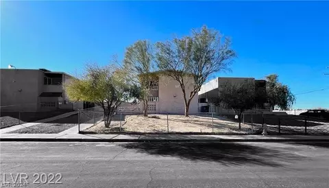 737 N 11th St, Las Vegas, NV 89101