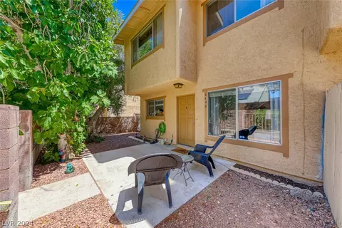 6448 Big Pine Way, Las Vegas, NV 89108