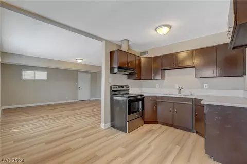 44 Mallory St, Henderson, NV 89015