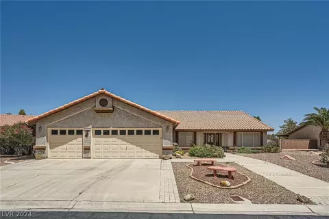 7520 Demona Dr, Las Vegas, NV 89123