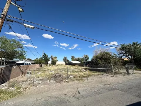 35 N 27th St, Las Vegas, NV 89101
