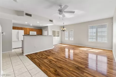 1320 Red Gable Ln #102, Las Vegas, NV 89144