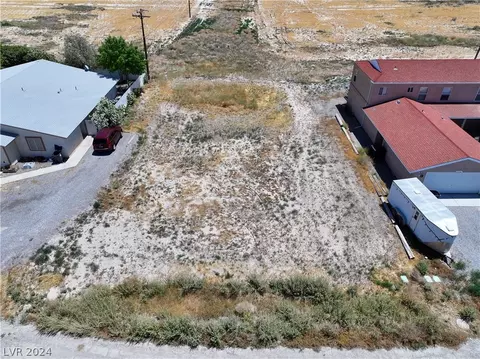 1711 Pershing Ave, Pahrump, NV 89048