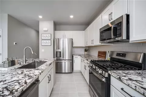2869 Timber Country Rd, North Las Vegas, NV 89086