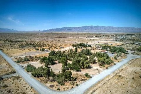 5241 Old Spanish Trail Ct, Pahrump, NV 89061