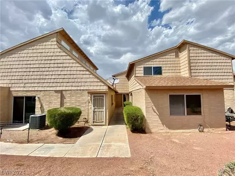 5246 Golden Ln, Las Vegas, NV 89119
