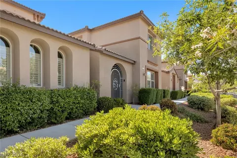 11356 Belmont Lake Dr #104, Las Vegas, NV 89135