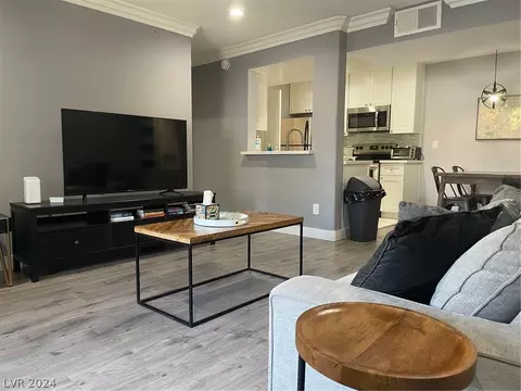 5261 Mission Carmel Ln #103, Las Vegas, NV 89107