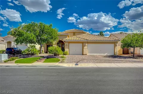 933 Coldwater Falls Way, Las Vegas, NV 89123