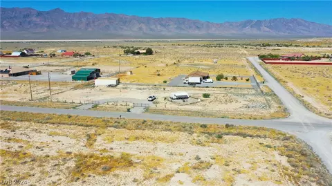 9780 S Vicki Ann Rd, Pahrump, NV 89048