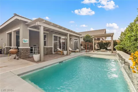 332 Cadence Vista Dr, Henderson, NV 89011