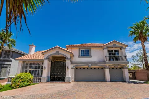 7686 Gossamer Wind St, Las Vegas, NV 89139