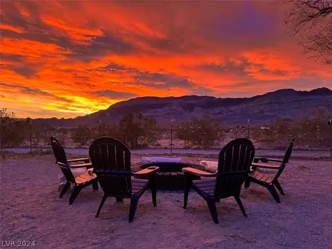 1311 Mae Rd, Pahrump, NV 89060
