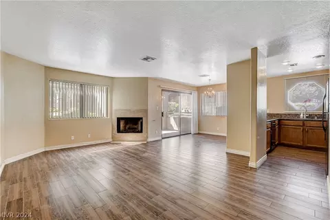 5062 S Rainbow Blvd #101, Las Vegas, NV 89118