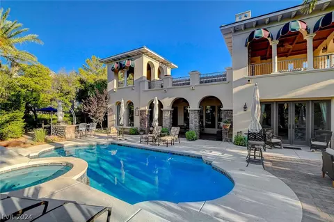 10232 Stony Ridge Dr, Las Vegas, NV 89144