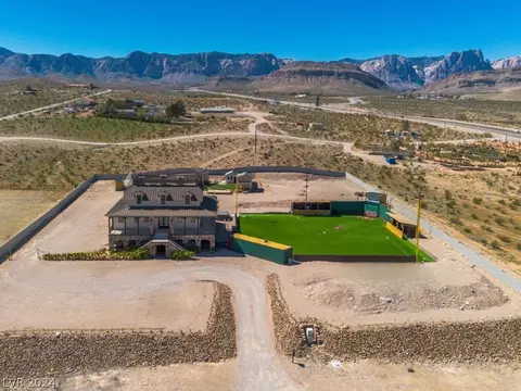8521 Cote Rd, Las Vegas, NV 89161