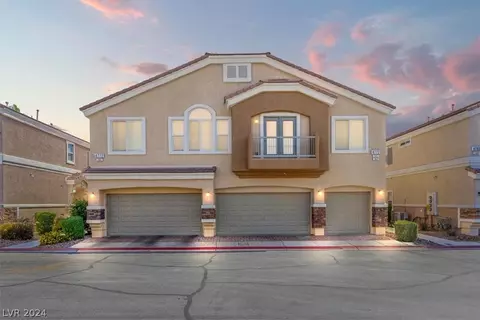 4772 Double Down Dr #101, Las Vegas, NV 89122