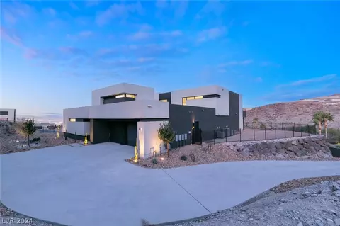 621 Sleeping Dragon Dr, Henderson, NV 89012