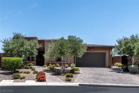 6851 Silver Crescent St, Las Vegas, NV 89148