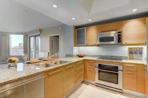 222 Karen Ave #2501, Las Vegas, NV 89109