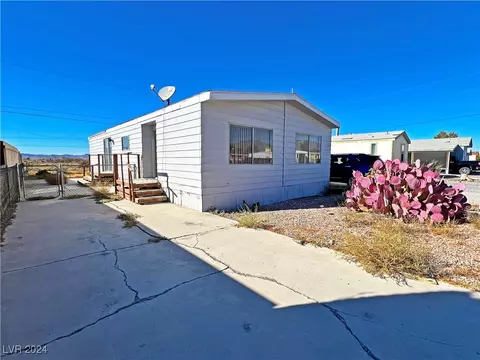 1170 SE Comstock Cir, Pahrump, NV 89048