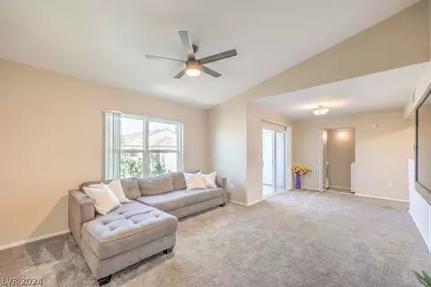 7255 W Sunset Rd #2069, Las Vegas, NV 89113