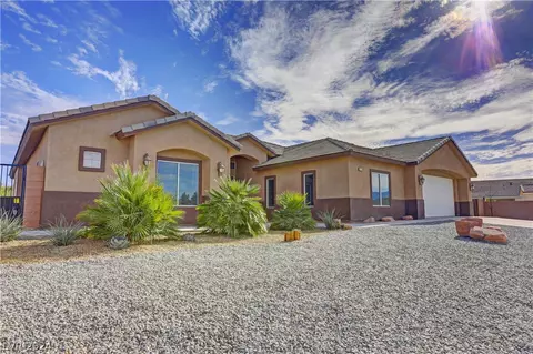 6931 Sandpebble St, Pahrump, NV 89061
