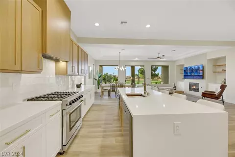 2106 Tiger Links Dr, Henderson, NV 89012