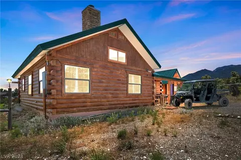 63 Aspen Rd, Cold Creek, NV 89124
