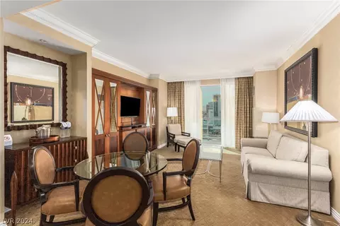 145 E Harmon Ave #2021, Las Vegas, NV 89109