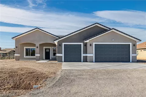 70 E Hornet St, Pahrump, NV 89048