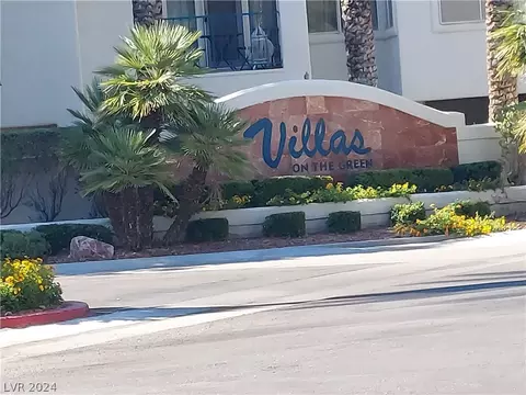 7628 Rolling View Dr #202, Las Vegas, NV 89149