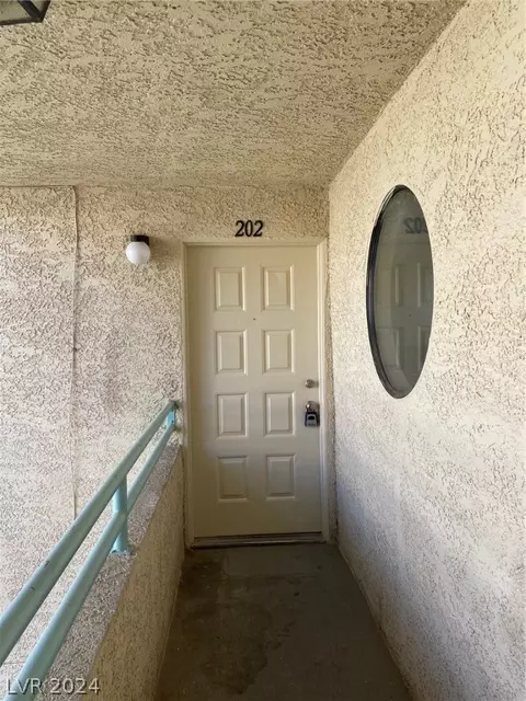 830 N Sloan Ln #202, Las Vegas, NV 89110