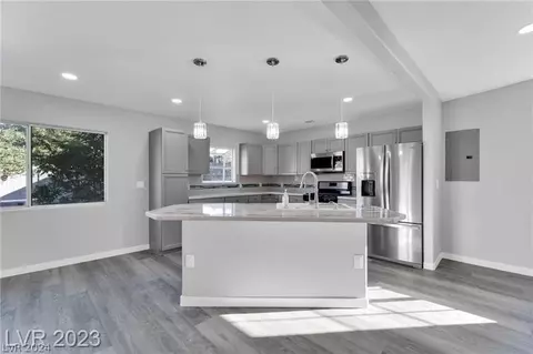 2516 E Webb Ave, North Las Vegas, NV 89030