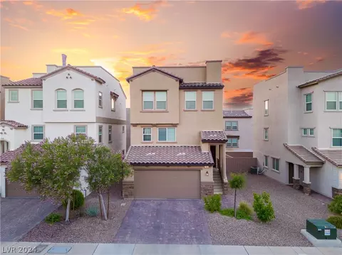 785 N Water St, Henderson, NV 89015