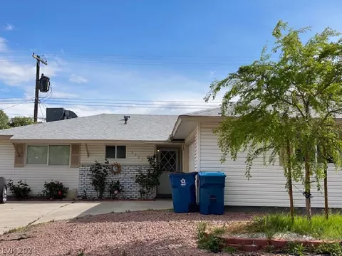 6321 Cromwell Ave, Las Vegas, NV 89107