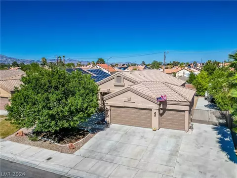 5504 Galena Point St, Las Vegas, NV 89130