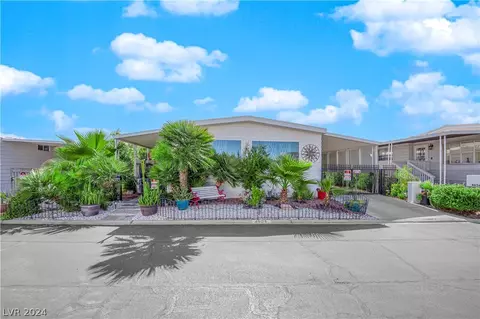 4654 Royal Ridge Way, Las Vegas, NV 89103