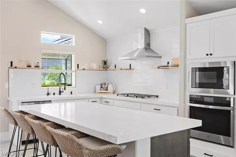 7917 W Gilmore Ave, Las Vegas, NV 89129
