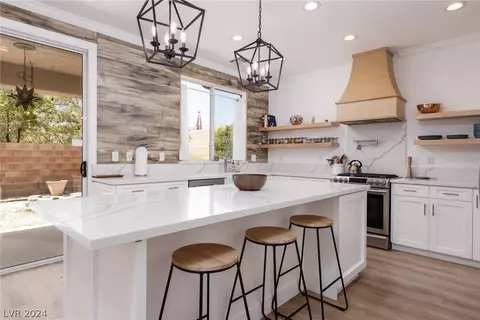 11745 Via Vera Cruz Ct, Las Vegas, NV 89138