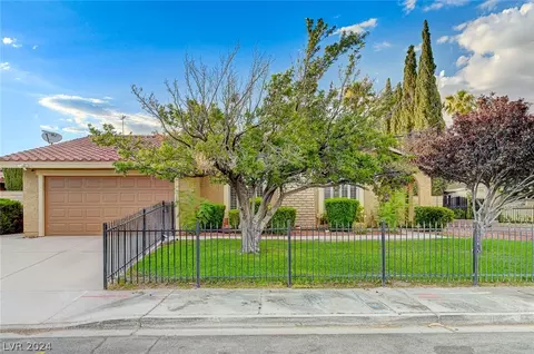 5390 Supai Dr, Las Vegas, NV 89103
