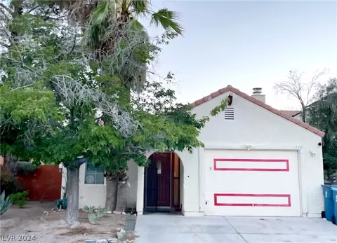 128 Farkas Ln, Las Vegas, NV 89145