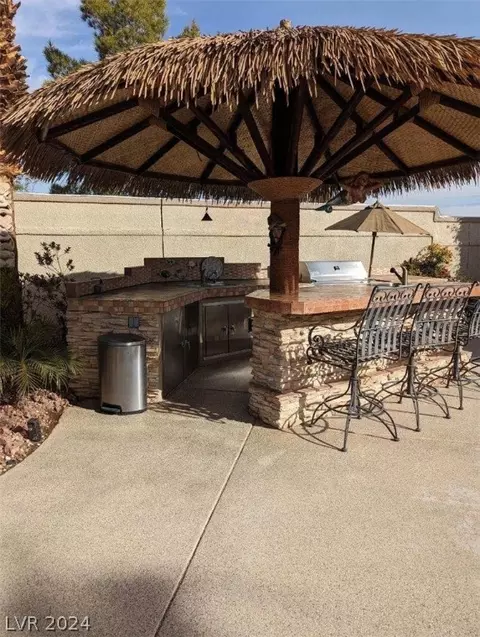 8175 Arville St #18, Las Vegas, NV 89139