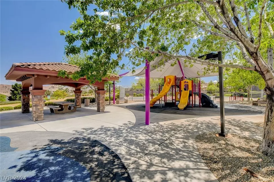 Exterior - 1011 Via Calderia Pl, Henderson, NV 89011 photo 23 of 29