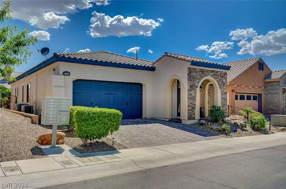 Exterior - 1011 Via Calderia Pl, Henderson, NV 89011 photo 2 of 29