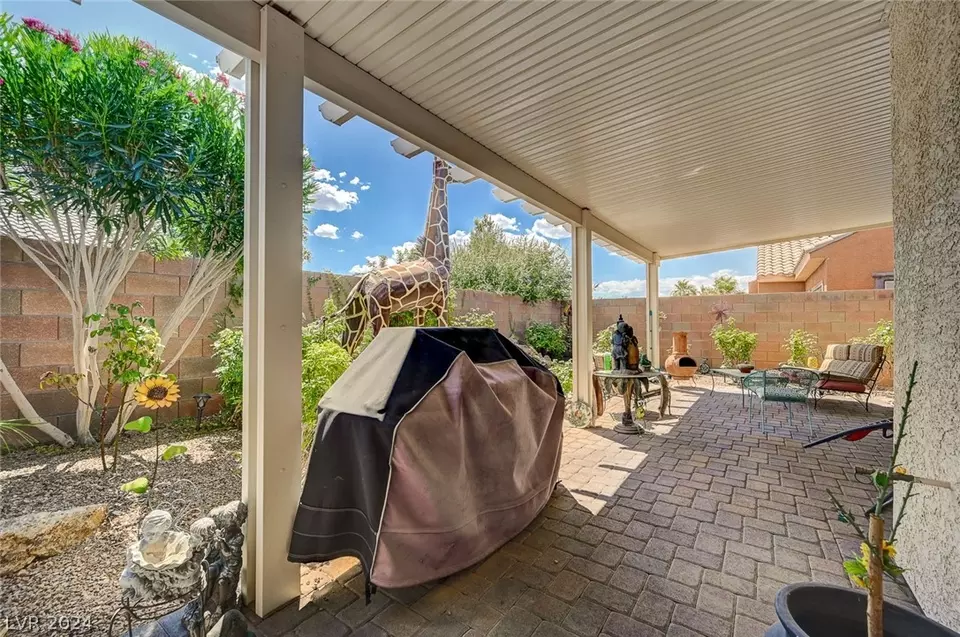 Exterior - 1011 Via Calderia Pl, Henderson, NV 89011 photo 12 of 29